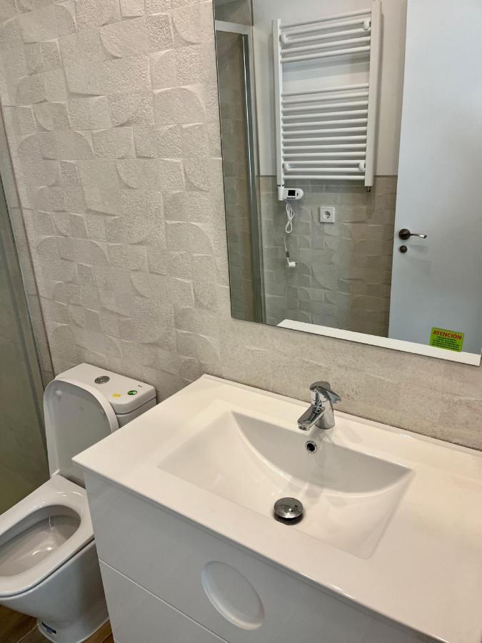 Bernabeu/ C.Universitaria Apartments Madrid Bagian luar foto
