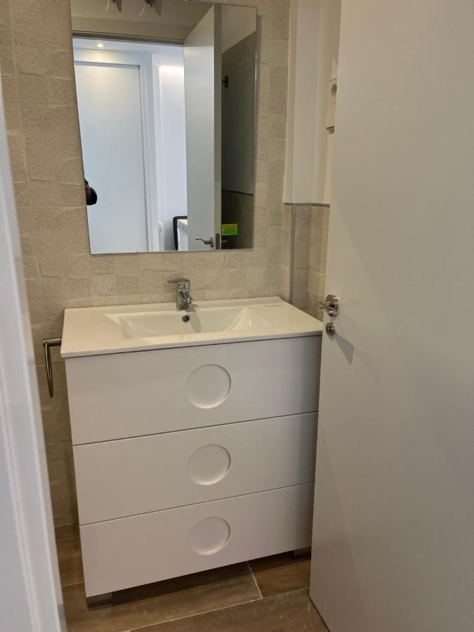Bernabeu/ C.Universitaria Apartments Madrid Bagian luar foto