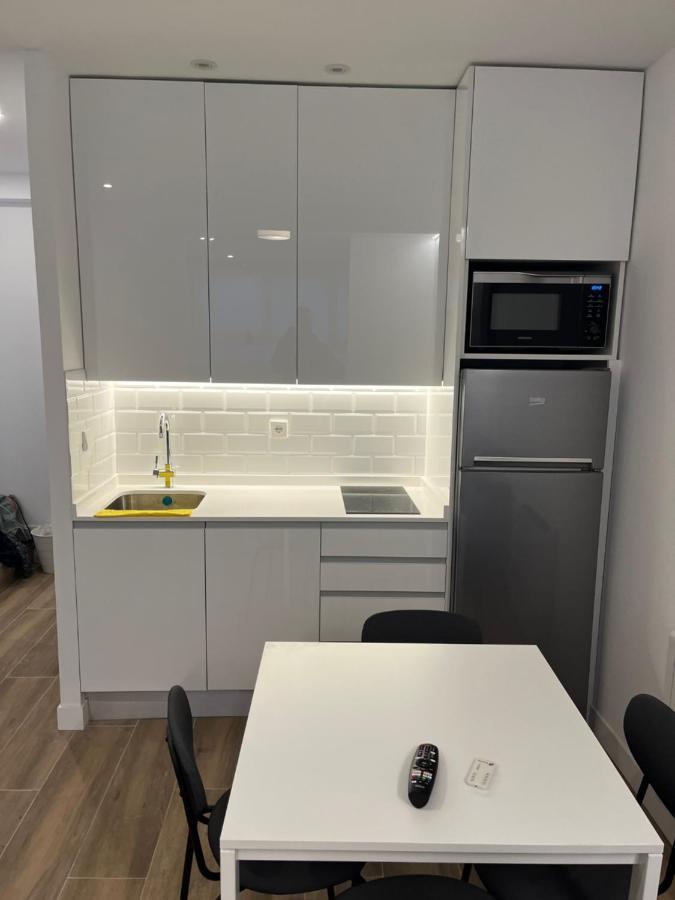 Bernabeu/ C.Universitaria Apartments Madrid Bagian luar foto