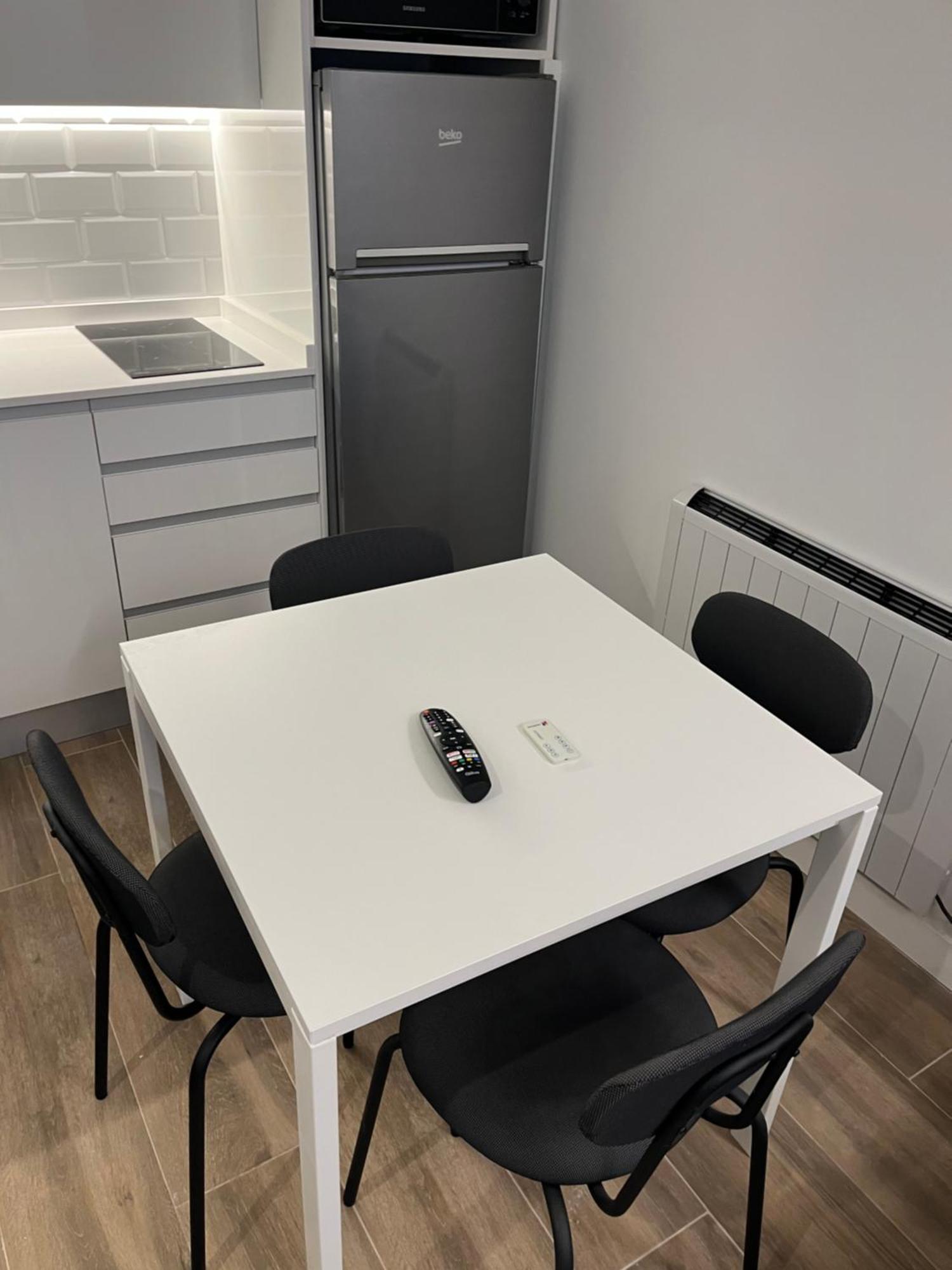 Bernabeu/ C.Universitaria Apartments Madrid Bagian luar foto